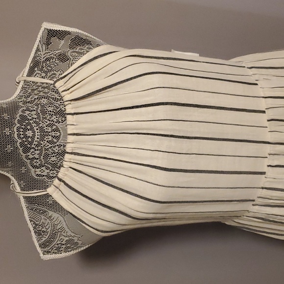 2/$15 Sale Old Navy Tiered Swing Dress sz Medium - Picture 5 of 11